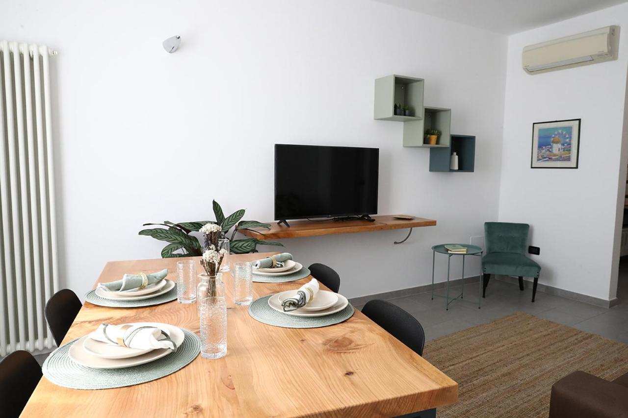 Domus Silvana Apartments Ravenna Bagian luar foto